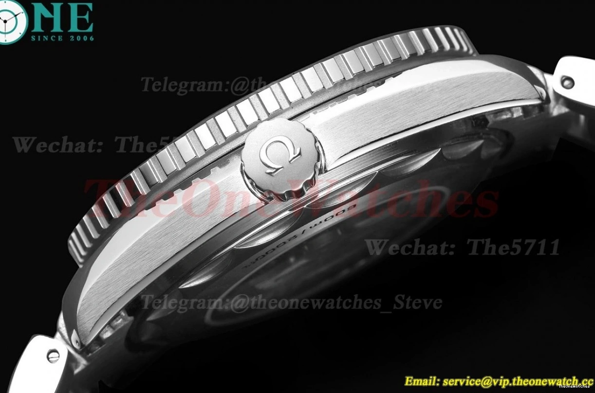 MY8215 43mm SS Dial GDF Black Seamaster 600m Oyster SS 0327